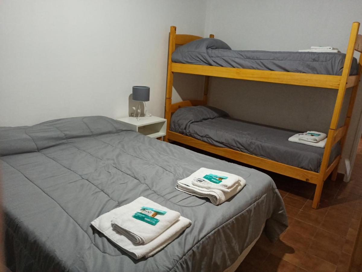 פוארטו מדרין El Faro Hostel מראה חיצוני תמונה