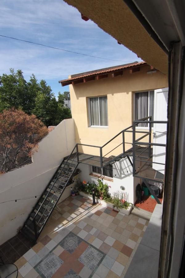 פוארטו מדרין El Faro Hostel מראה חיצוני תמונה
