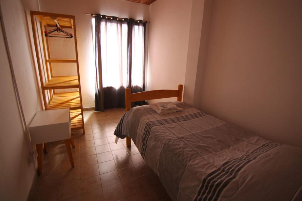 פוארטו מדרין El Faro Hostel מראה חיצוני תמונה