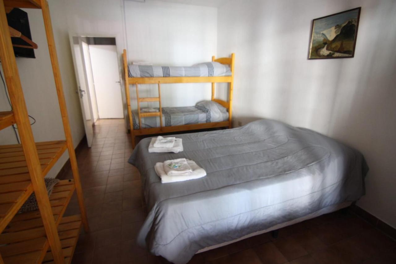 פוארטו מדרין El Faro Hostel מראה חיצוני תמונה