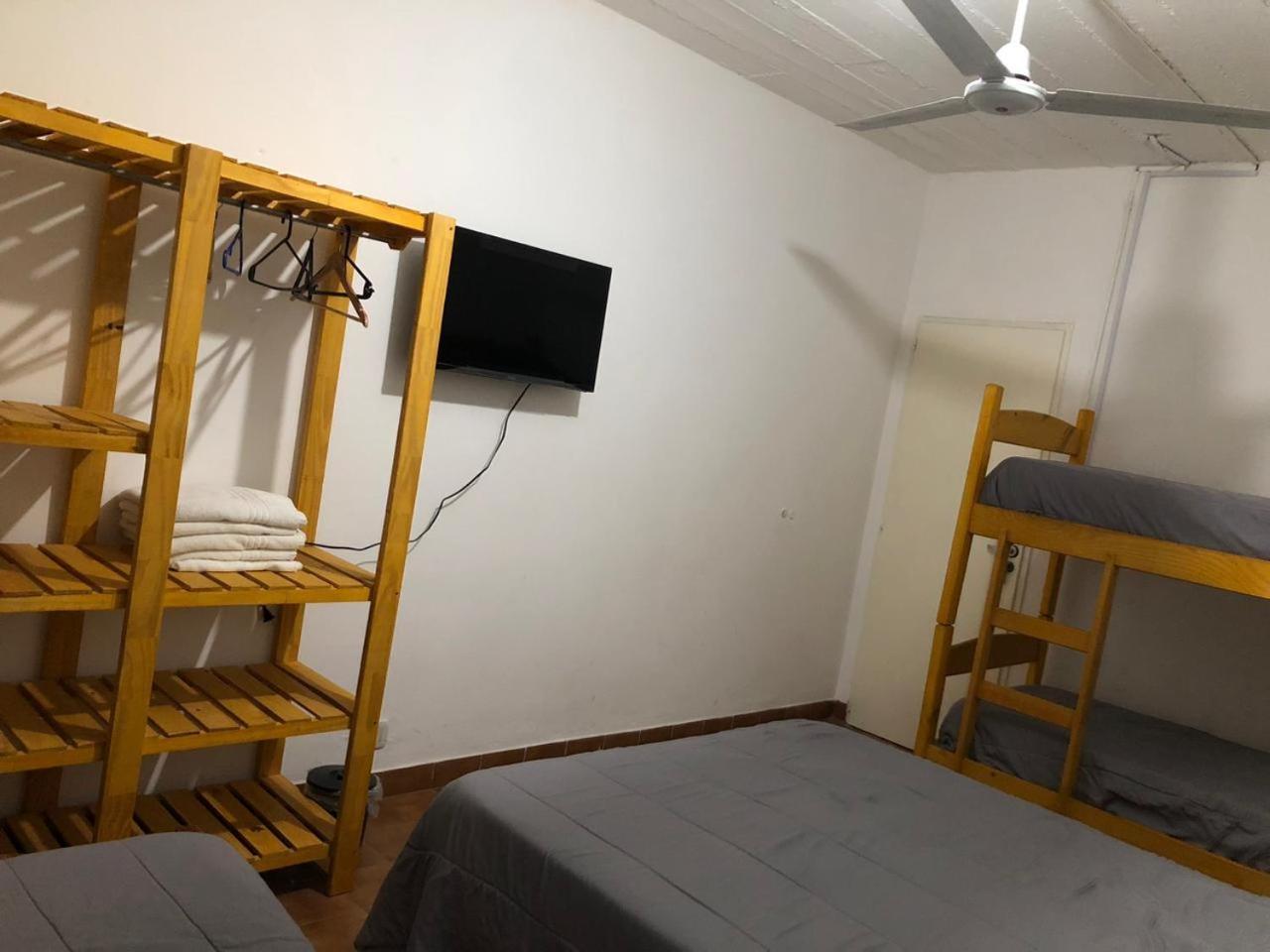 פוארטו מדרין El Faro Hostel מראה חיצוני תמונה