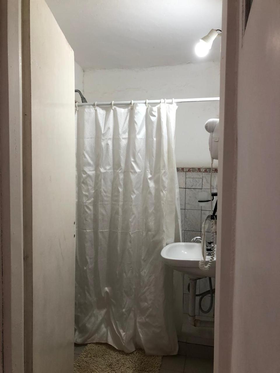 פוארטו מדרין El Faro Hostel מראה חיצוני תמונה