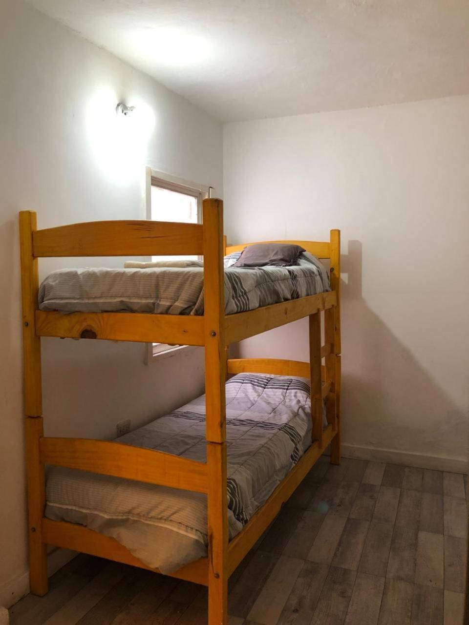 פוארטו מדרין El Faro Hostel מראה חיצוני תמונה