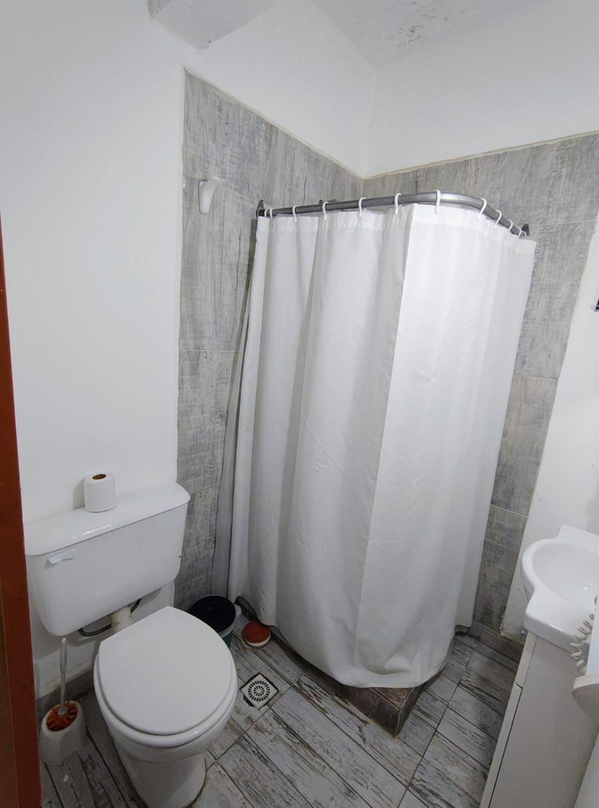 פוארטו מדרין El Faro Hostel מראה חיצוני תמונה