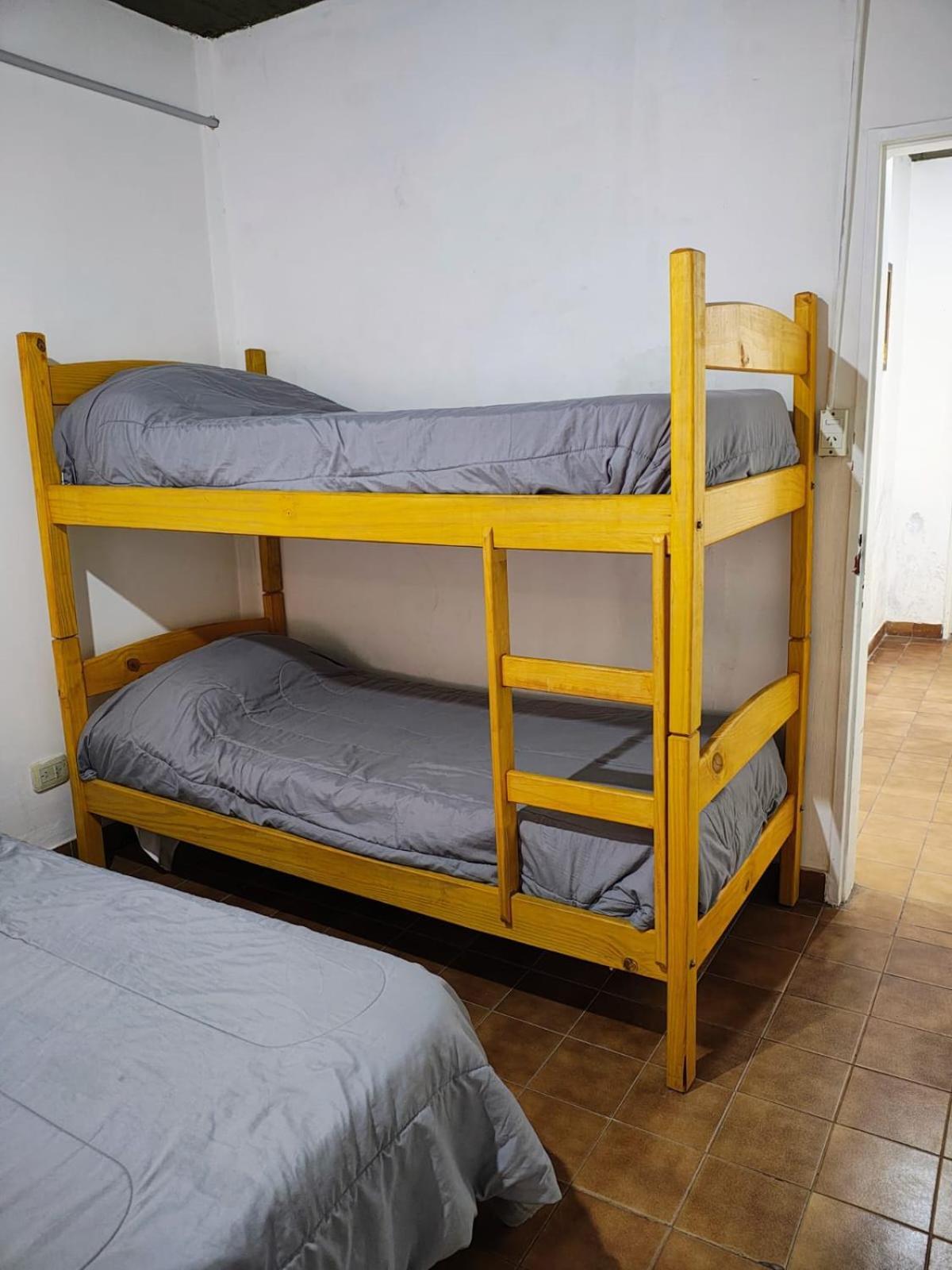 פוארטו מדרין El Faro Hostel מראה חיצוני תמונה
