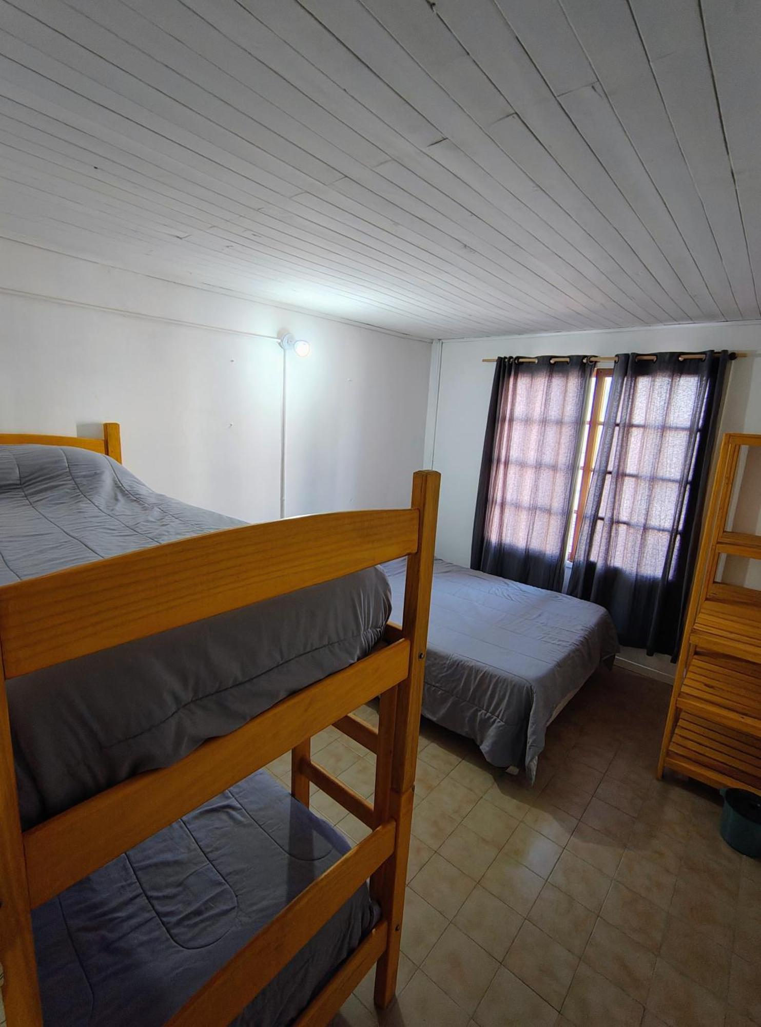 פוארטו מדרין El Faro Hostel מראה חיצוני תמונה