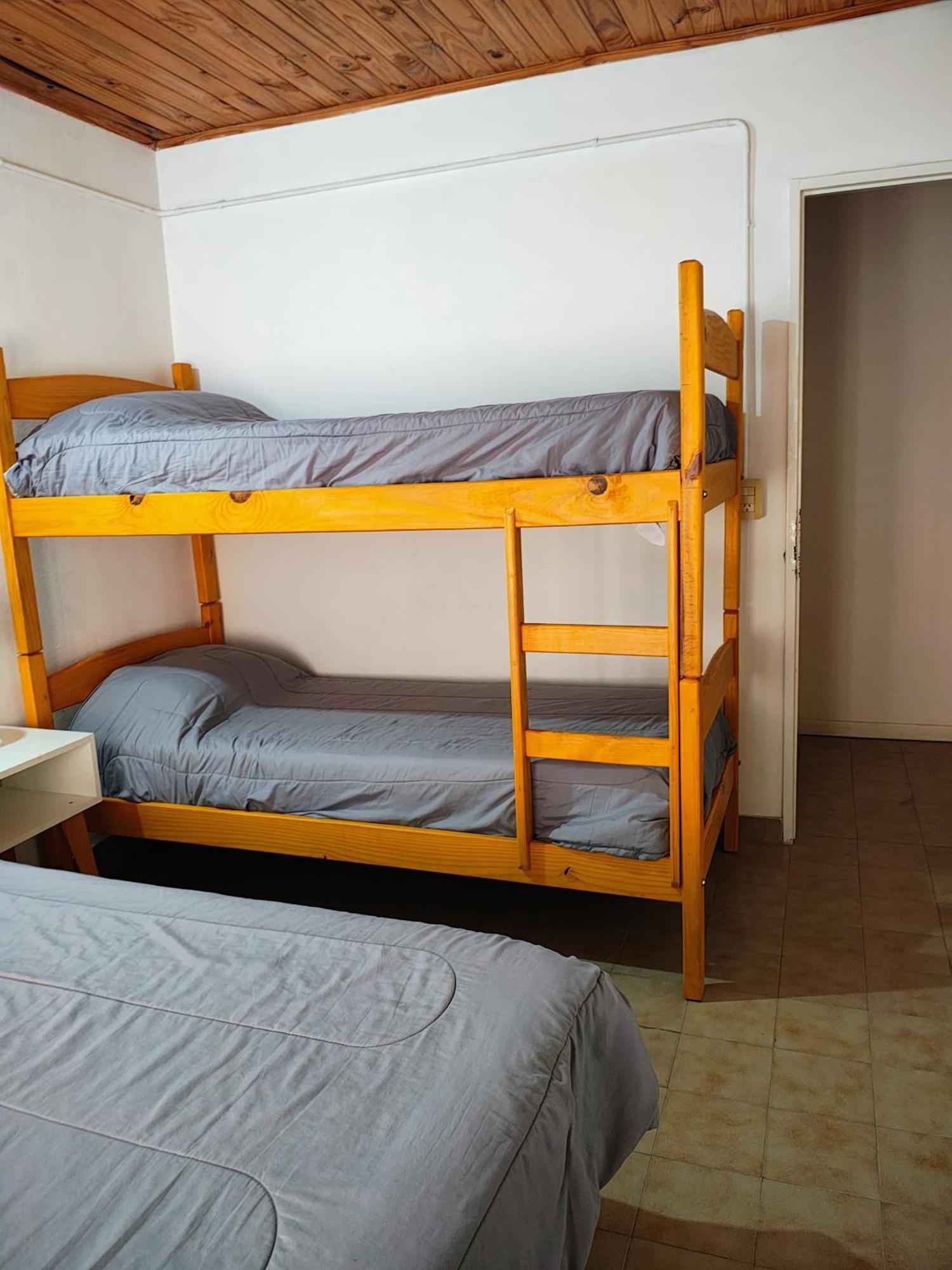 פוארטו מדרין El Faro Hostel מראה חיצוני תמונה