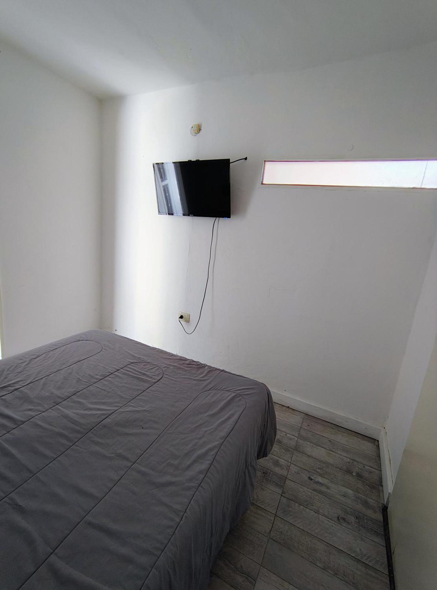 פוארטו מדרין El Faro Hostel מראה חיצוני תמונה
